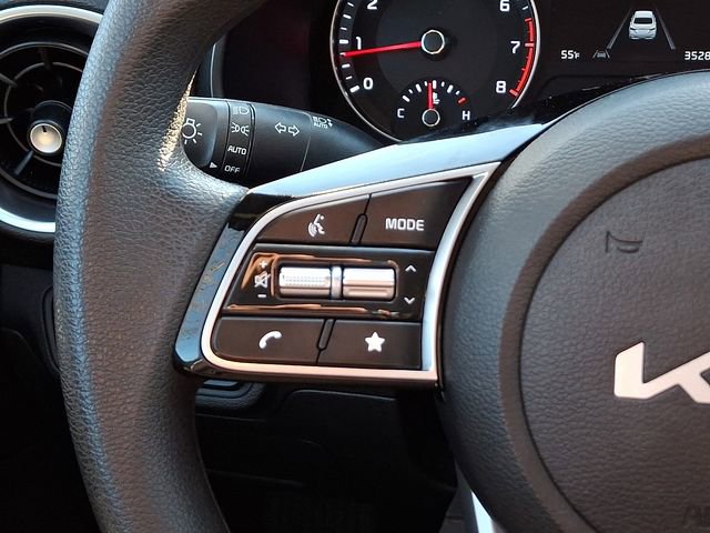 Used 2023 Kia Forte LXS w/ LXS Technology Package image 22