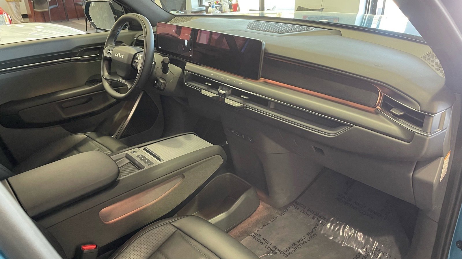 Used 2026 Kia EV9 Land w/ Nightfall Edition Package image 43