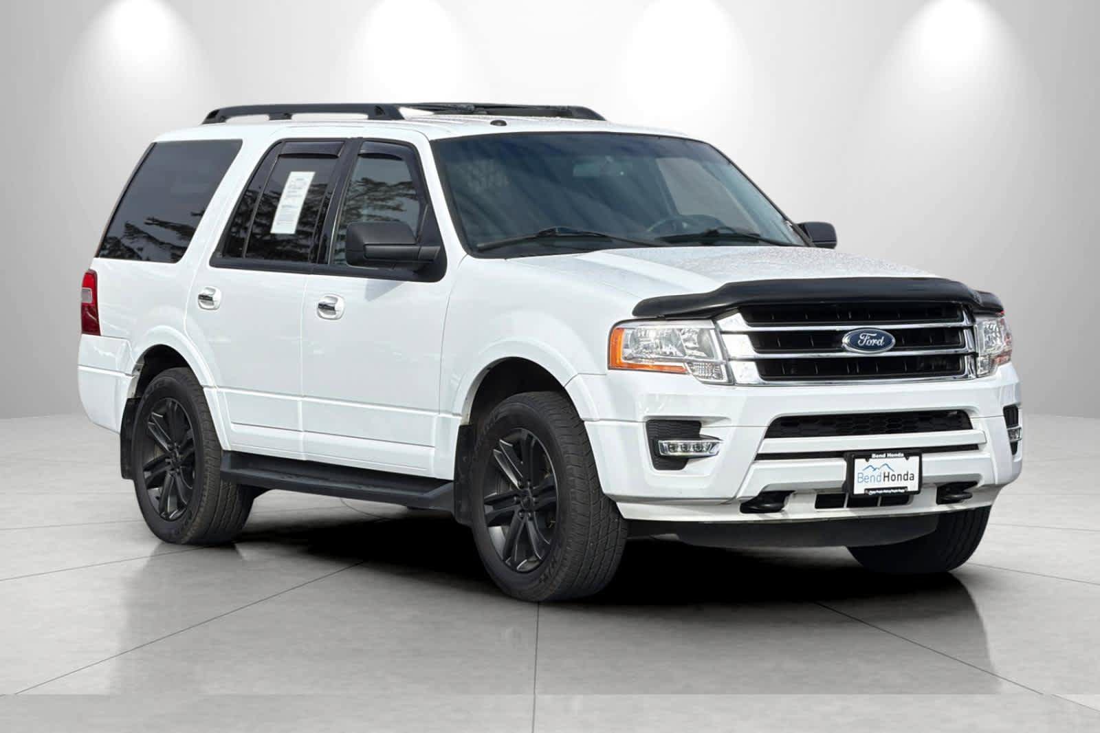 Used 2017 Ford Expedition XLT image 9