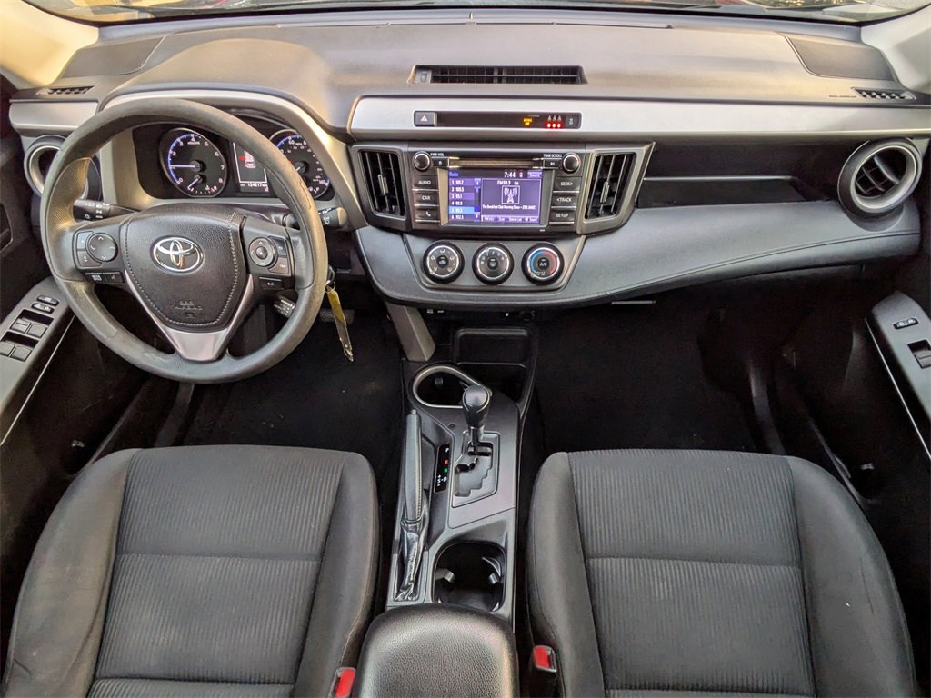 Used 2018 Toyota RAV4 LE image 16