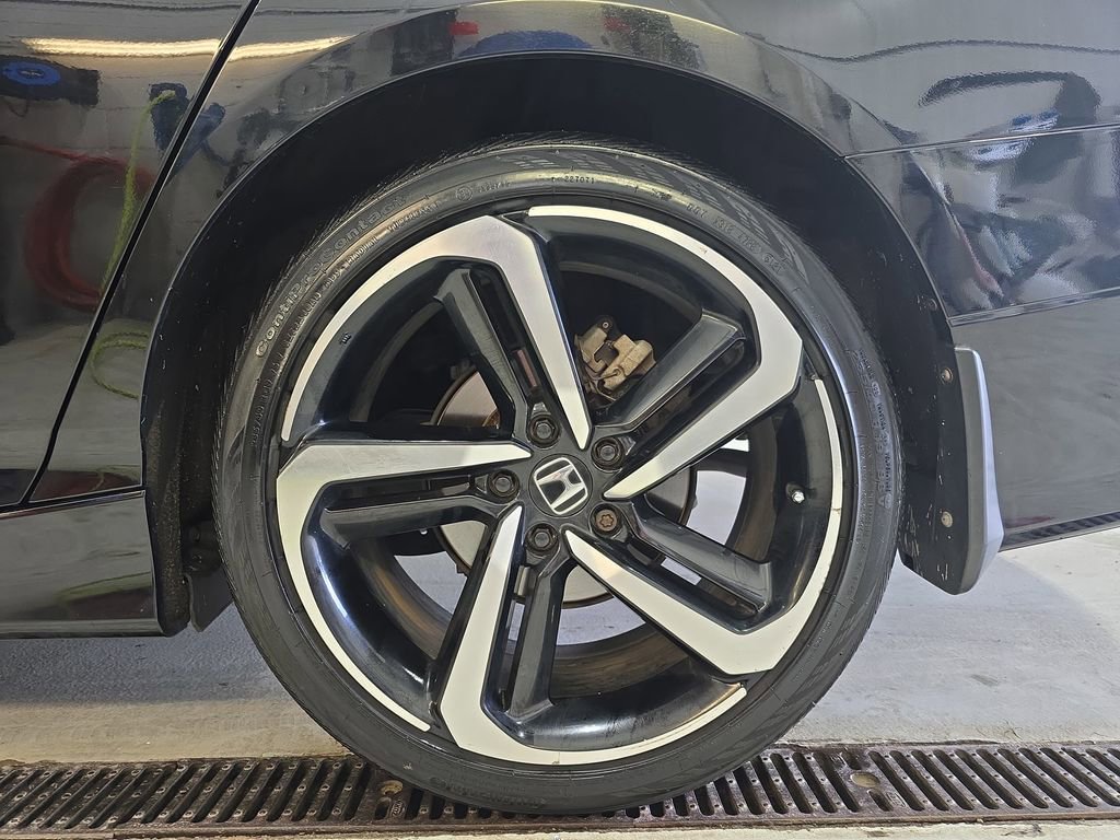 Used 2018 Honda Accord Sport image 31
