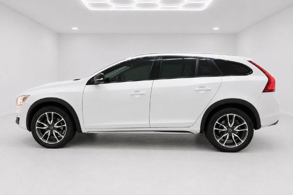 Used 2017 Volvo V60 T5 Cross Country w/ Convenience Package AWD/4WD image 6