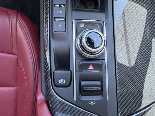 Used 2019 Maserati Levante GTS AWD/4WD image 30