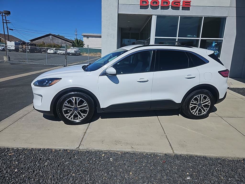 Used 2020 Ford Escape SEL FWD image 3