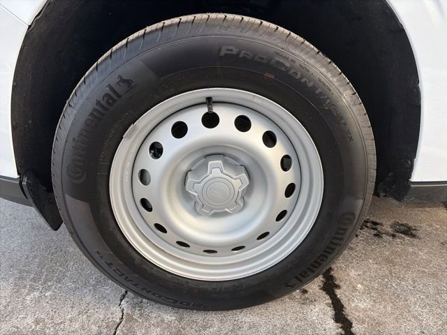 Used 2025 Ford Maverick XLT w/ Equipment Group 302A image 12