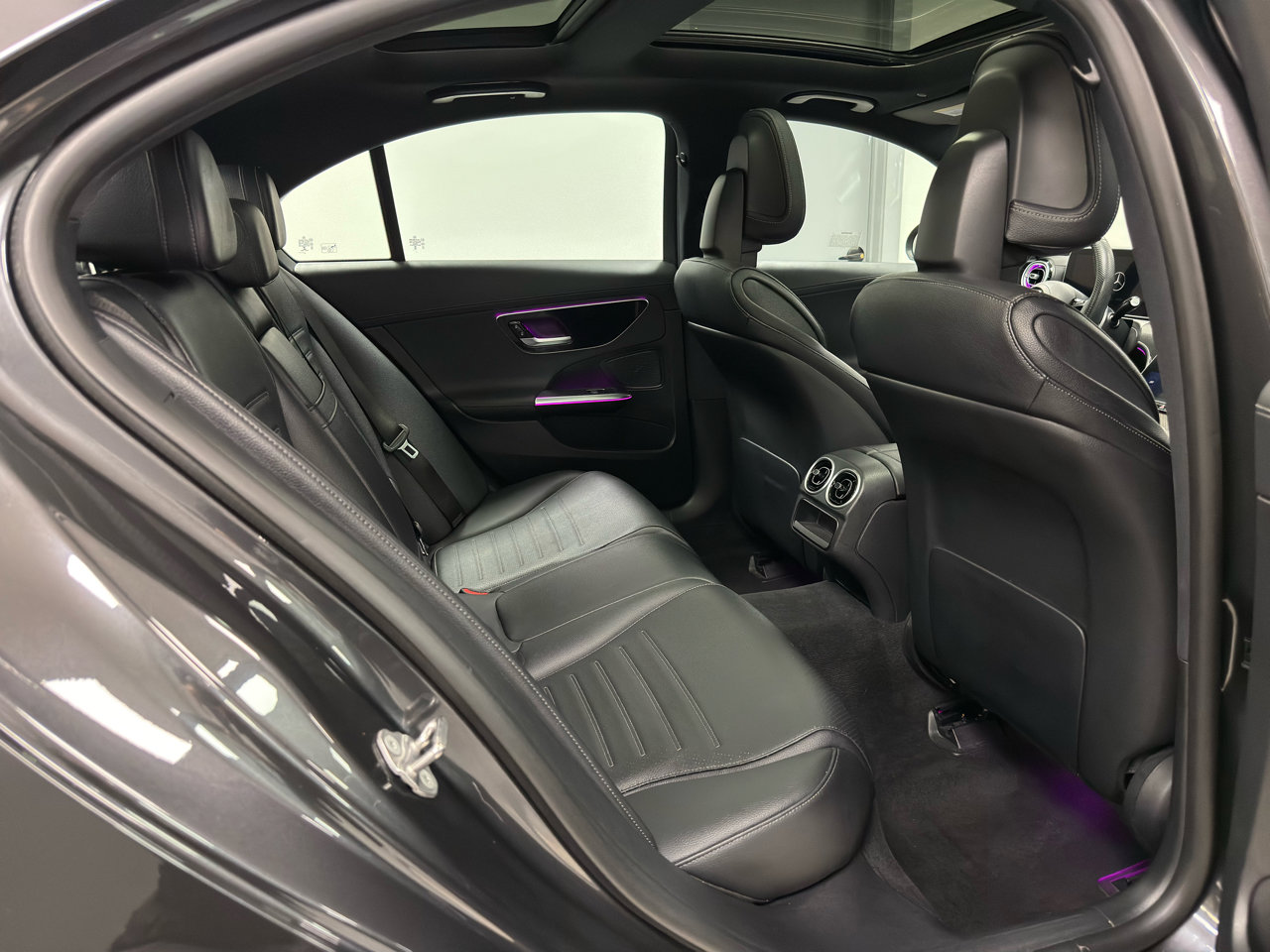 Used 2023 Mercedes-Benz C 300 4MATIC Sedan image 34