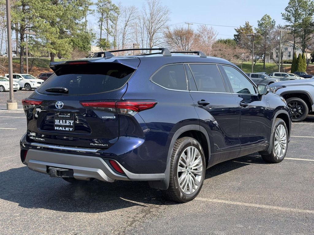 Used 2023 Toyota Highlander Platinum image 20