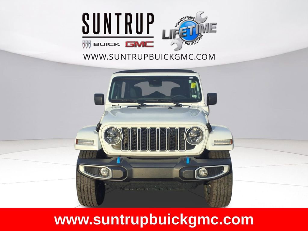 Used 2024 Jeep Wrangler Unlimited Sahara image 10