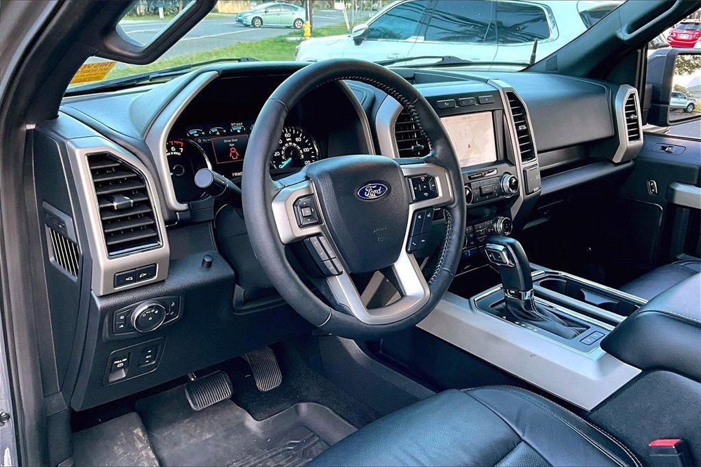 Used 2020 Ford F150 Lariat w/ Equipment Group 502A Luxury image 13