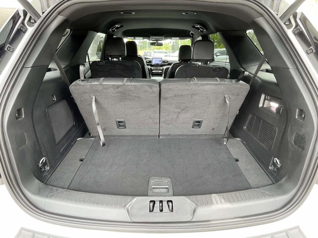 Used 2023 Ford Explorer ST-Line w/ Class IV Trailer Tow Package image 8