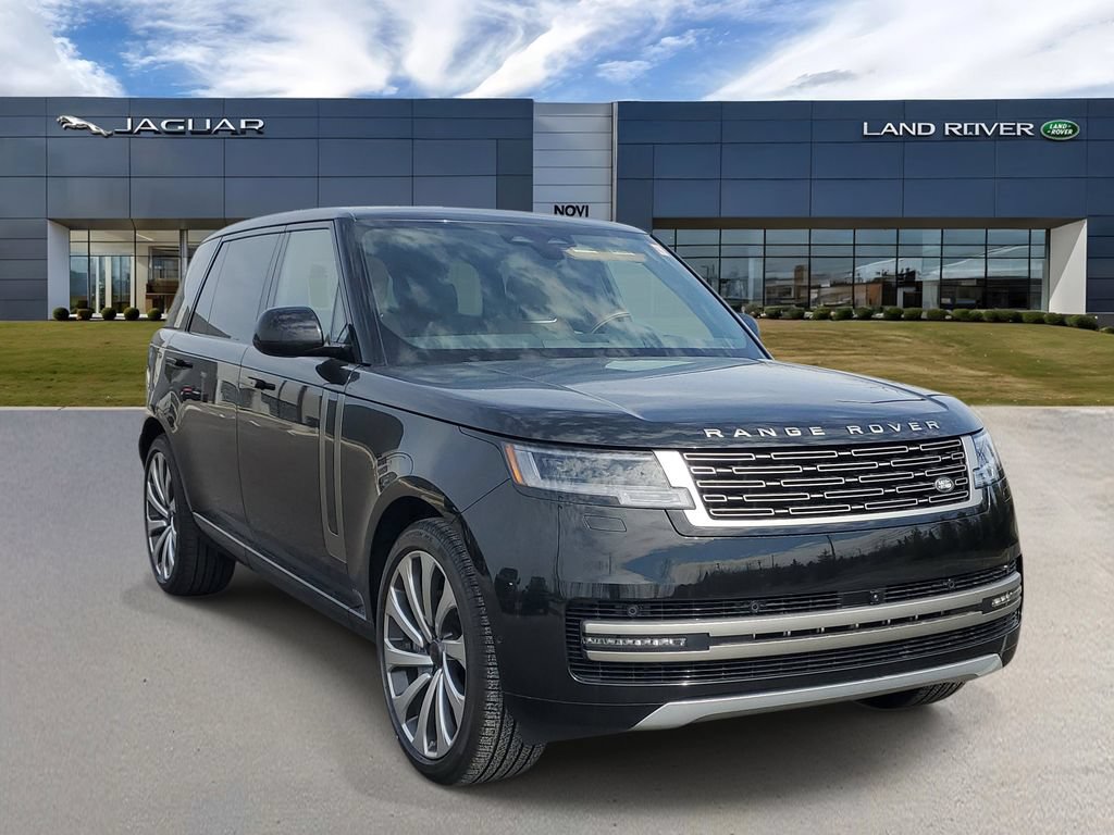 New 2026 Land Rover Range Rover Long Wheelbase SE AWD/4WD image 4