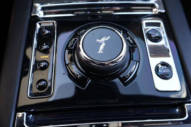 Certified 2022 Rolls-Royce Cullinan image 26