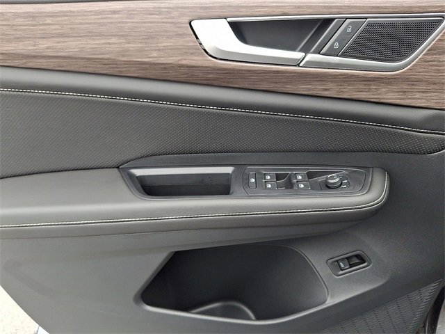 New 2025 Volkswagen Atlas SEL image 14
