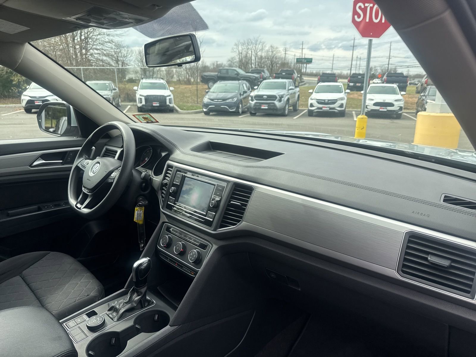 Used 2018 Volkswagen Atlas S image 13