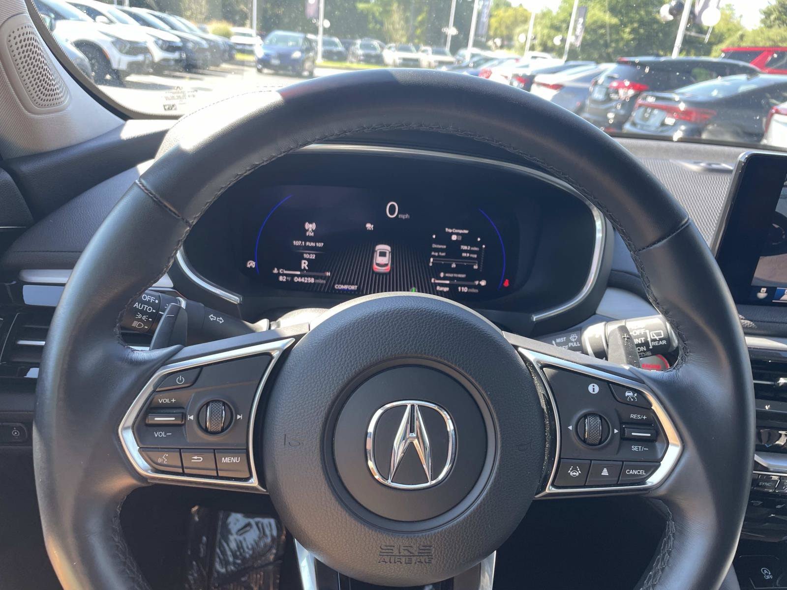 Used 2025 Acura MDX SH-AWD image 28