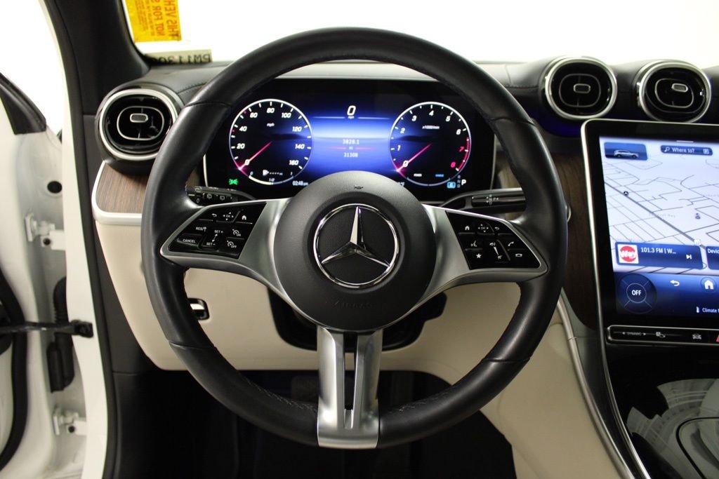 Used 2024 Mercedes-Benz GLC 300 image 26