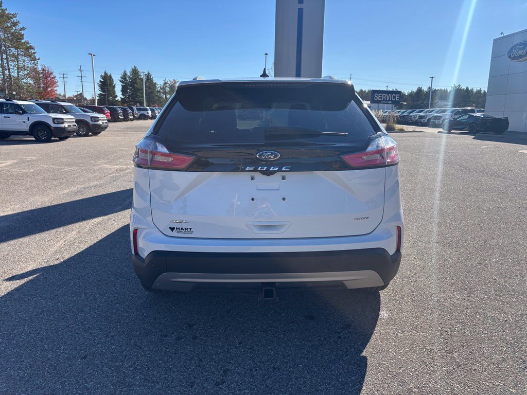 Used 2024 Ford Edge SEL w/ Convenience Package AWD/4WD image 4