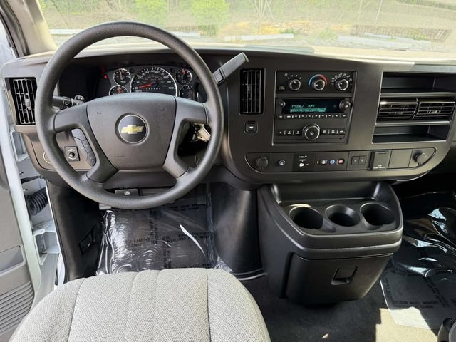 Used 2024 Chevrolet Express 3500 LT w/ LT Preferred Equipment Group RWD image 15