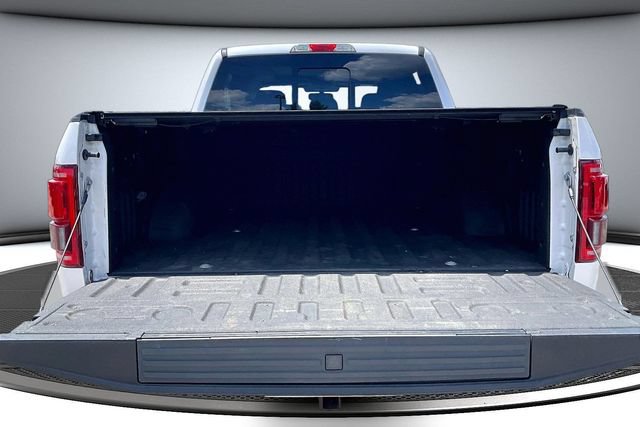 Used 2017 Ford F150 Lariat w/ Equipment Group 501A Mid AWD/4WD image 7