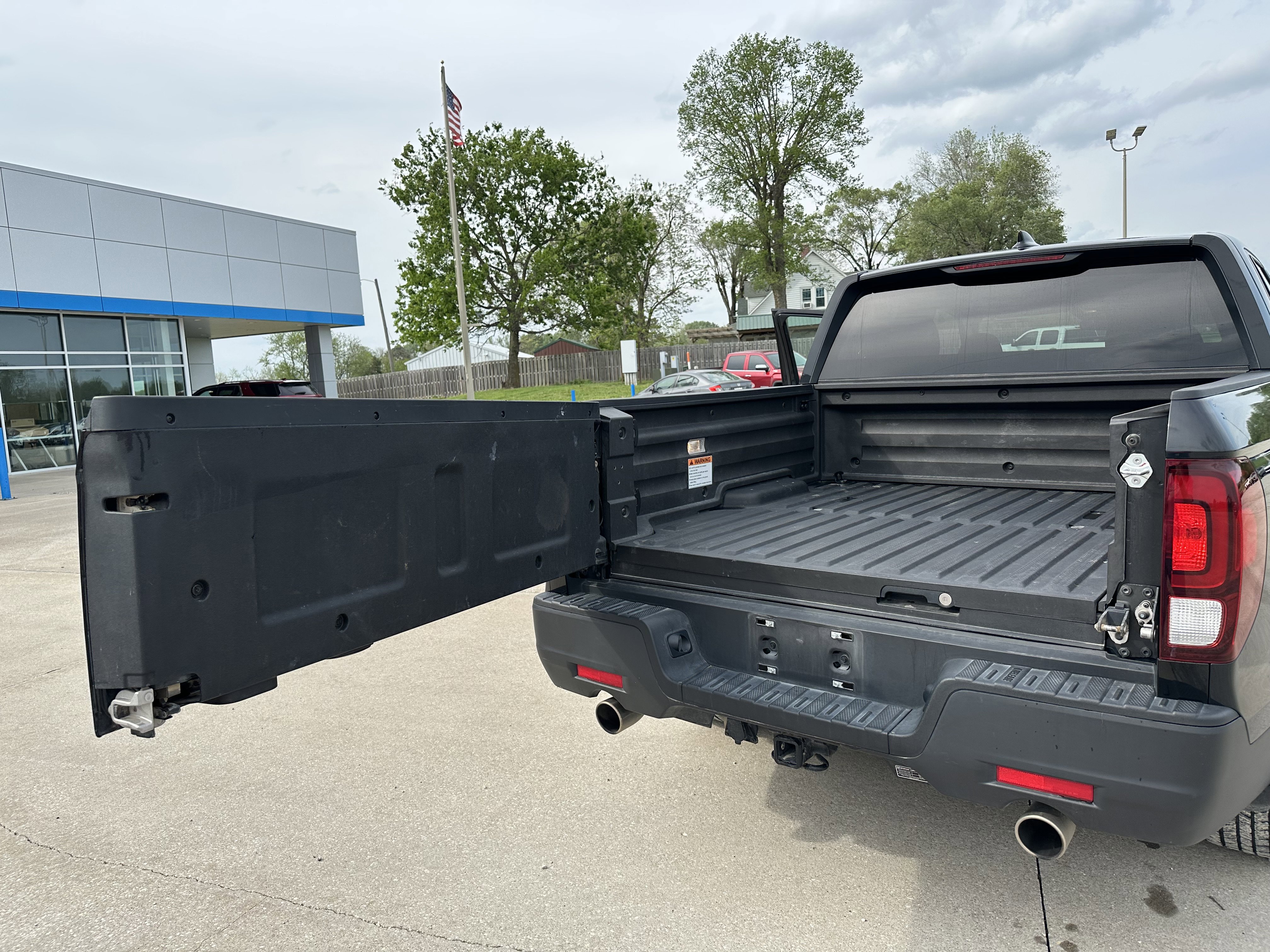 Used 2021 Honda Ridgeline Sport image 12