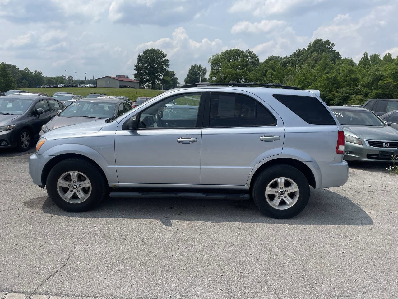 Used 2005 Kia Sorento LX image 4