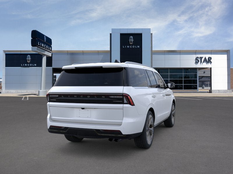 New 2026 Lincoln Navigator Black Label AWD/4WD image 8
