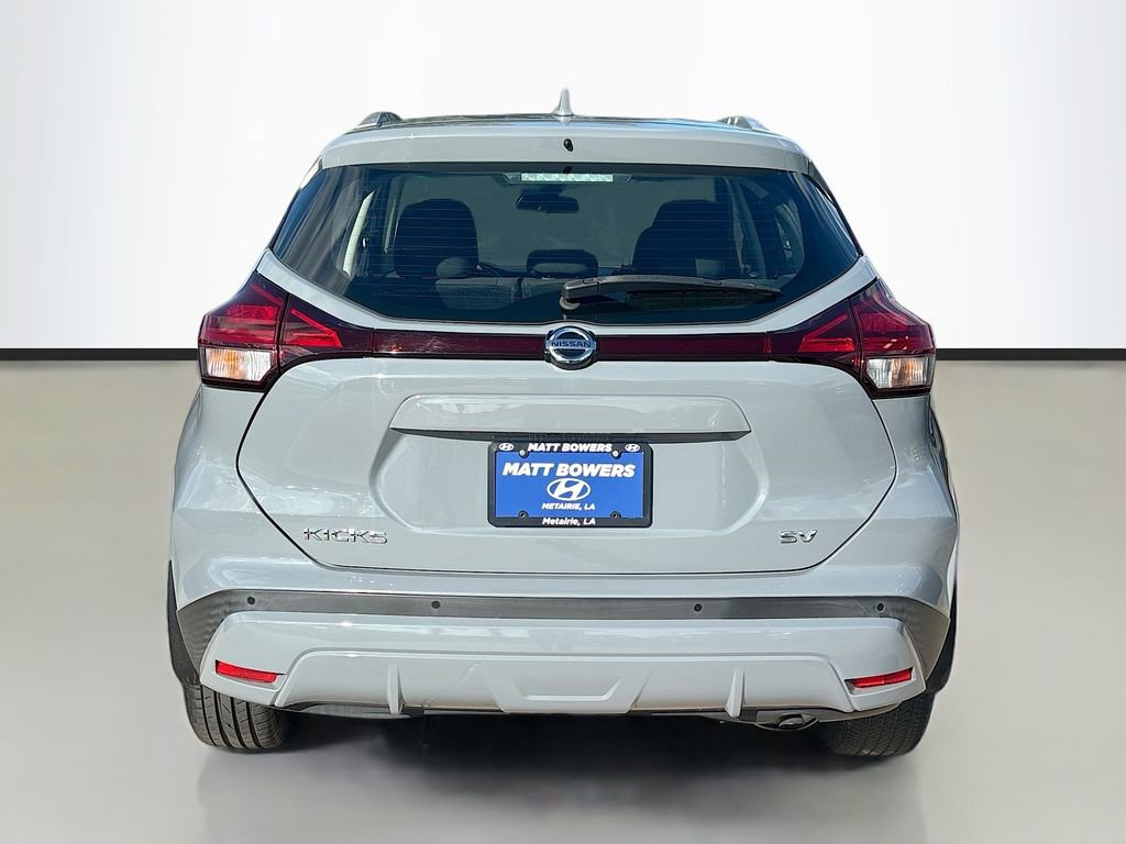 Used 2021 Nissan Kicks SV image 6