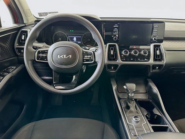 Used 2022 Kia Sorento LX image 22