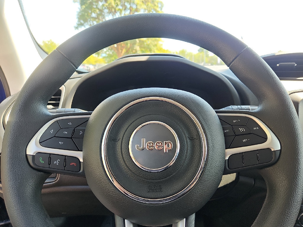 Used 2019 Jeep Renegade Sport w/ Sport Appearance Group AWD/4WD image 18