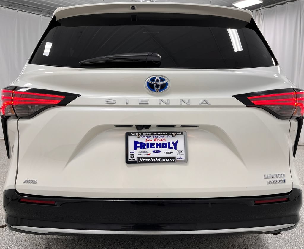 Used 2021 Toyota Sienna Limited AWD/4WD image 10