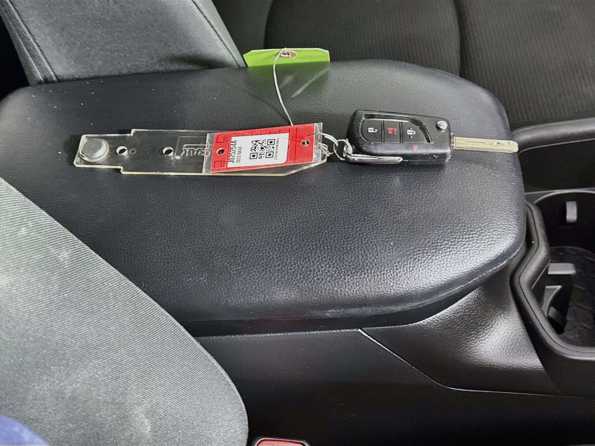 Certified 2023 Toyota RAV4 LE FWD image 32