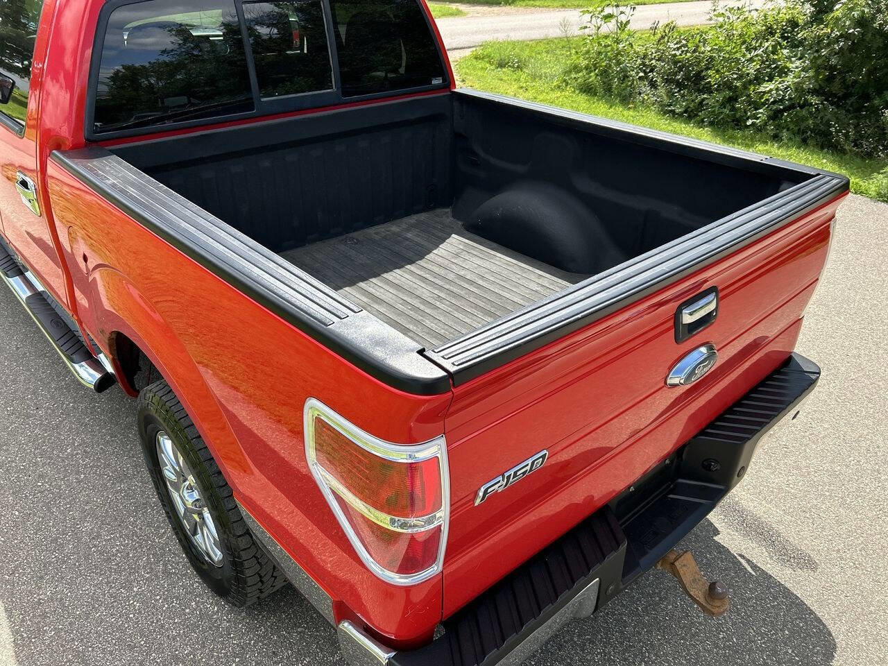 Used 2014 Ford F150 XLT w/ Equipment Group 302A Luxury image 21