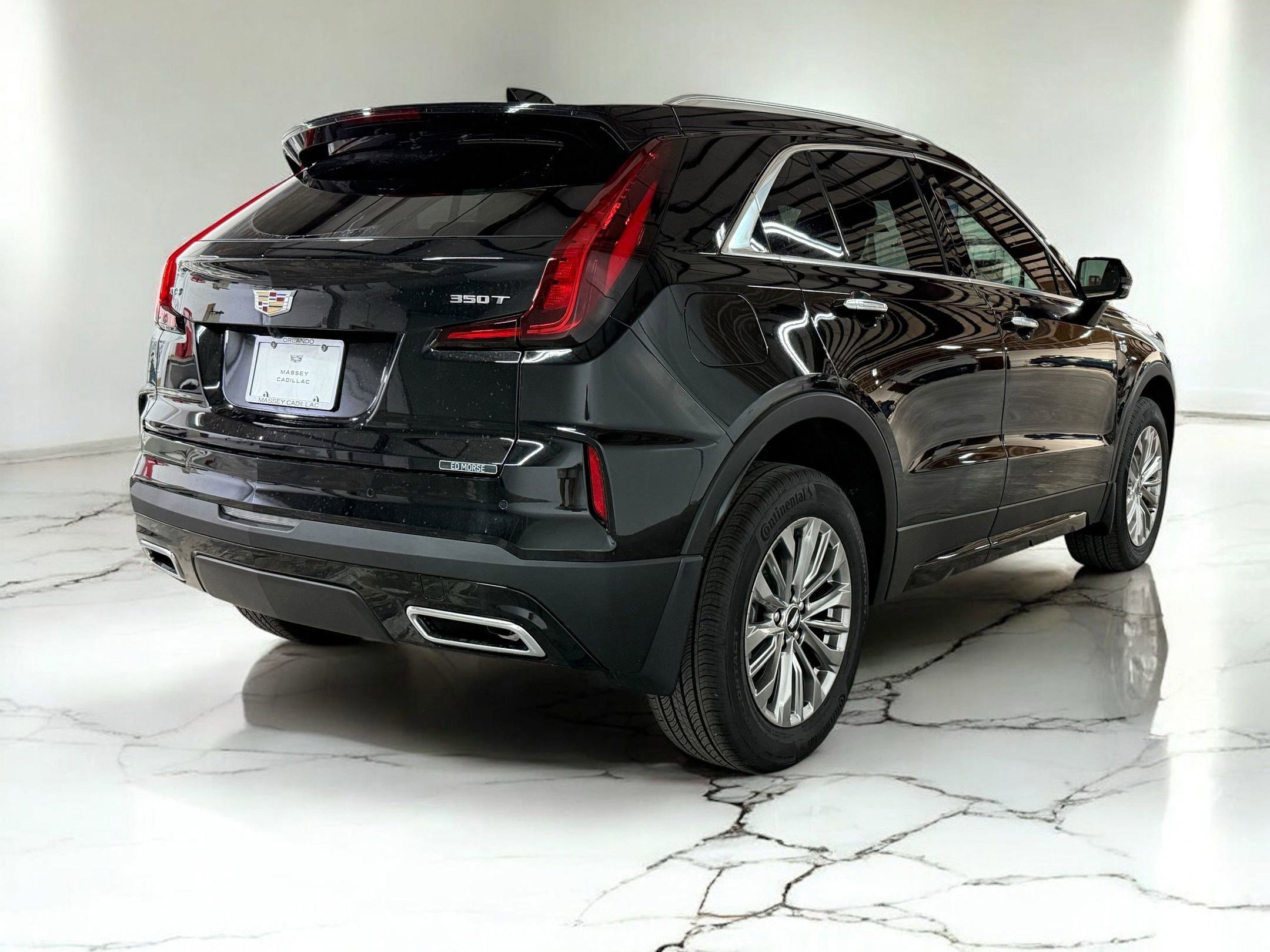 New 2025 Cadillac XT4 Premium Luxury image 7