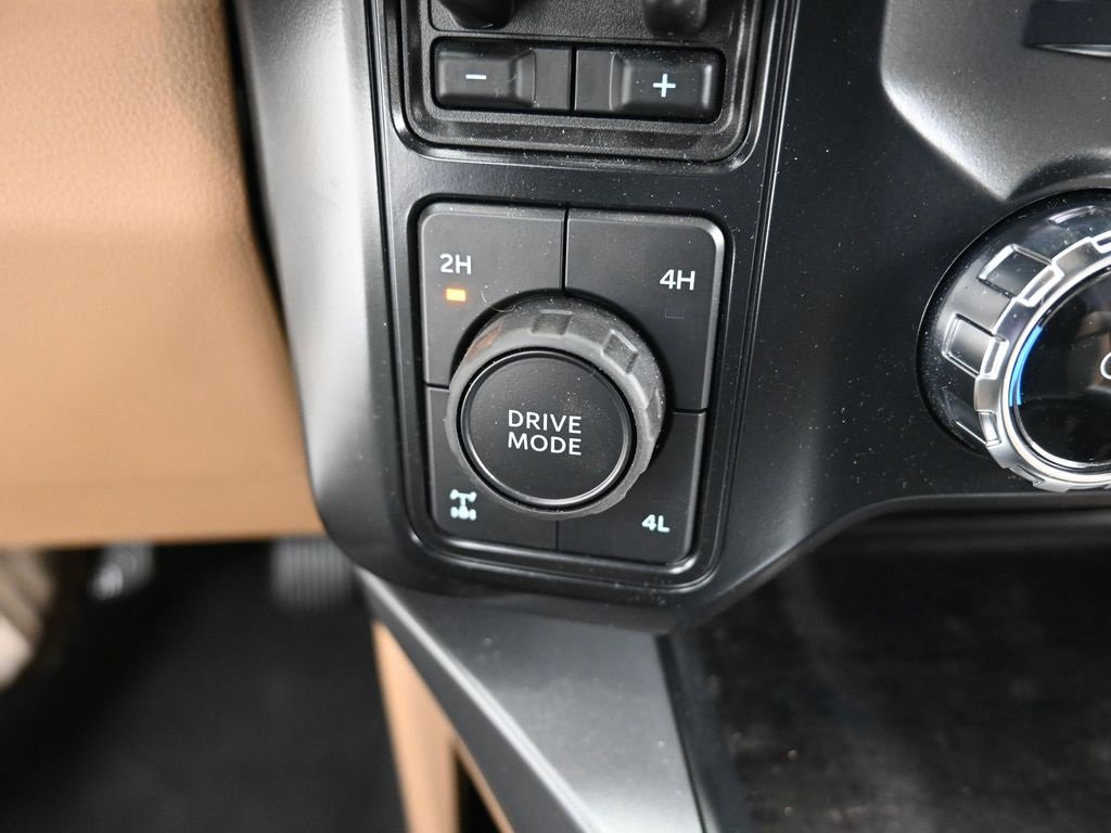 Used 2024 Ford F250 Lariat w/ Lariat Ultimate Package image 19