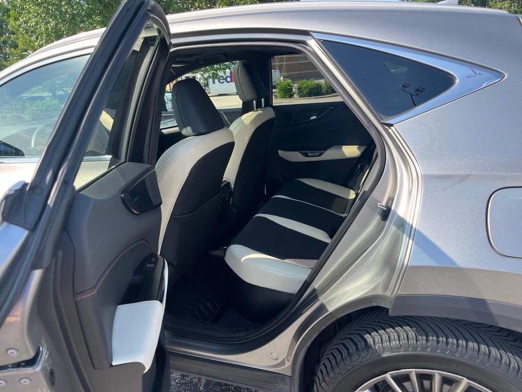 Used 2022 Lexus NX 350h AWD image 11