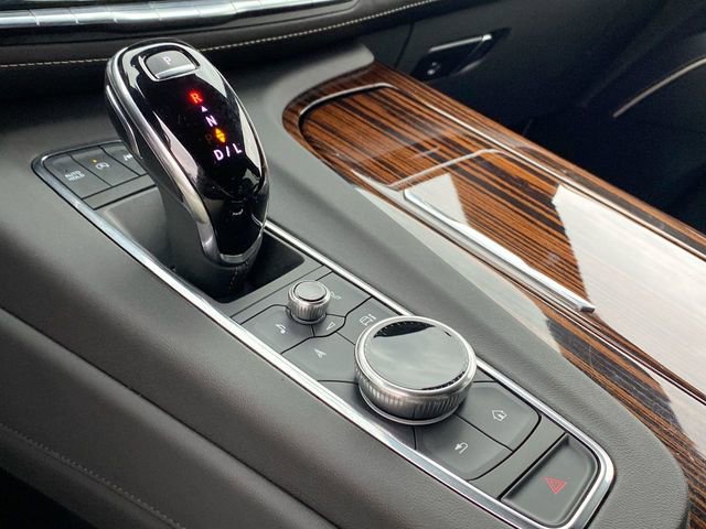 Certified 2023 Cadillac Escalade ESV Luxury AWD/4WD image 17
