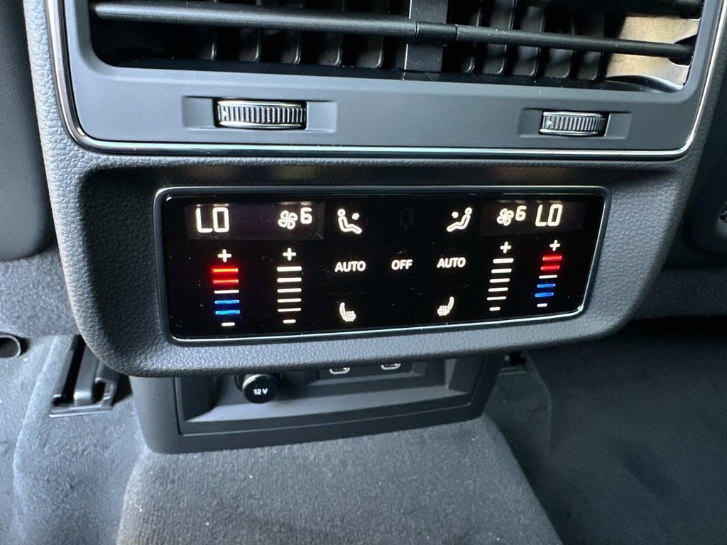 New 2025 Audi Q7 3.0T Premium Plus image 33