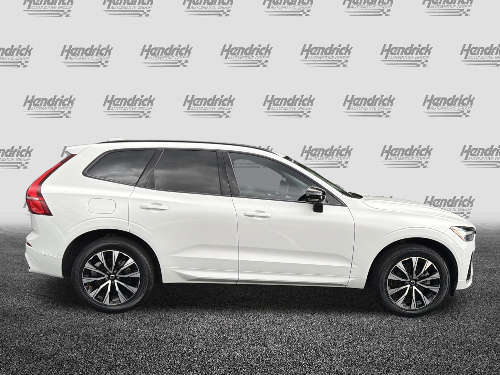 Certified 2024 Volvo XC60 B5 Plus w/ Protection Package Premier AWD/4WD image 11