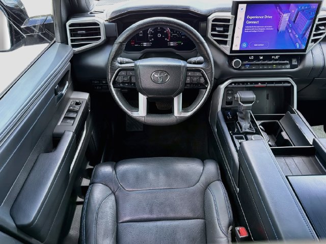 Used 2025 Toyota Tundra Platinum AWD/4WD image 17