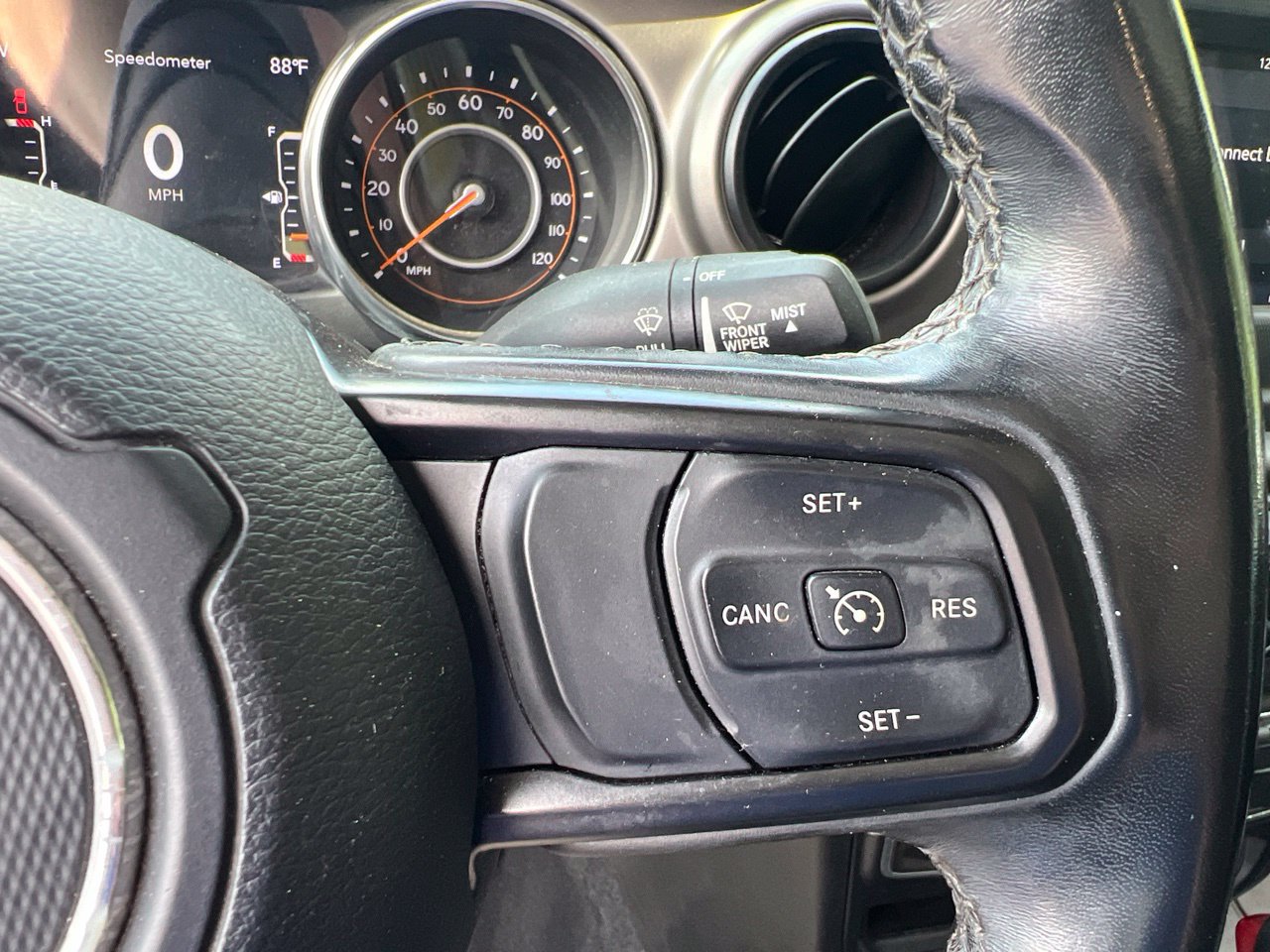 Used 2020 Jeep Gladiator Sport w/ Quick Order Package 24S AWD/4WD image 23