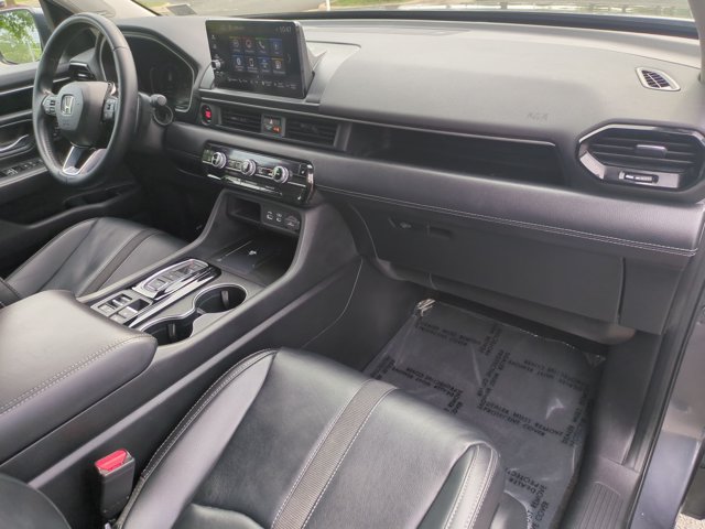 Certified 2023 Honda Pilot Touring image 25