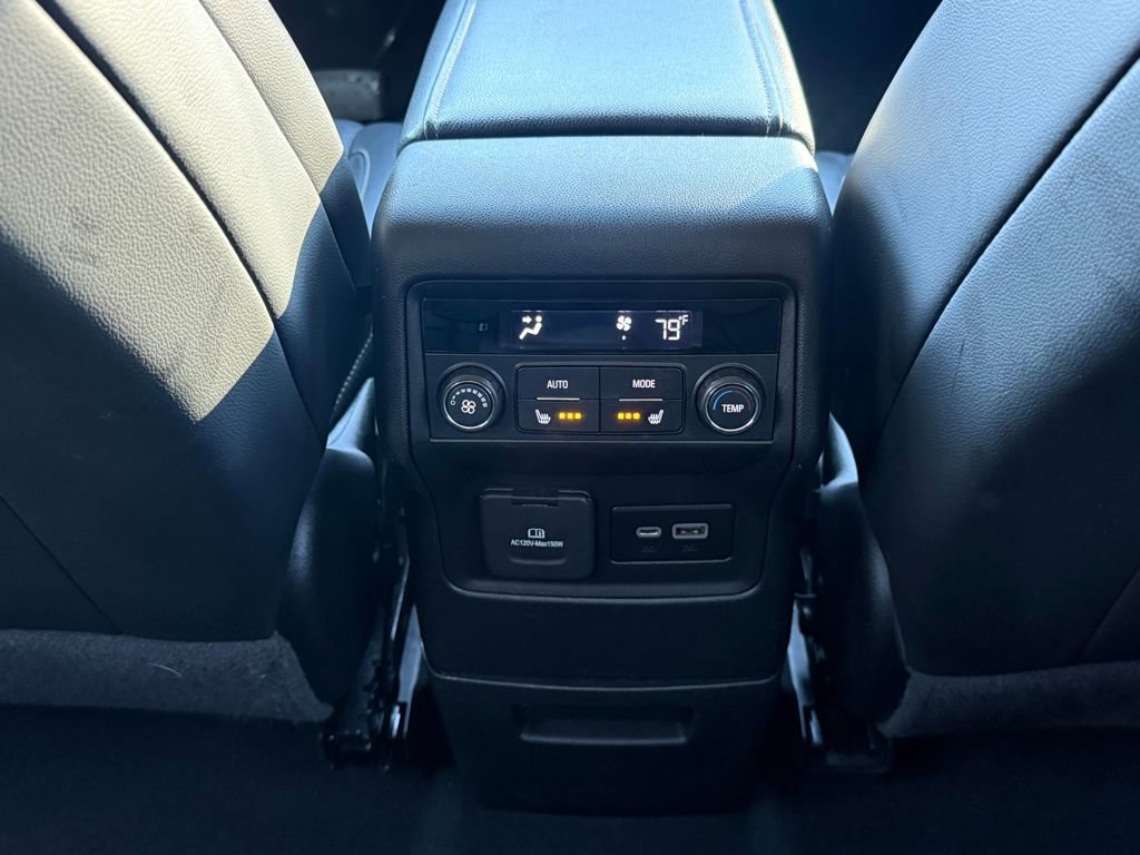 Used 2022 GMC Acadia SLT image 39