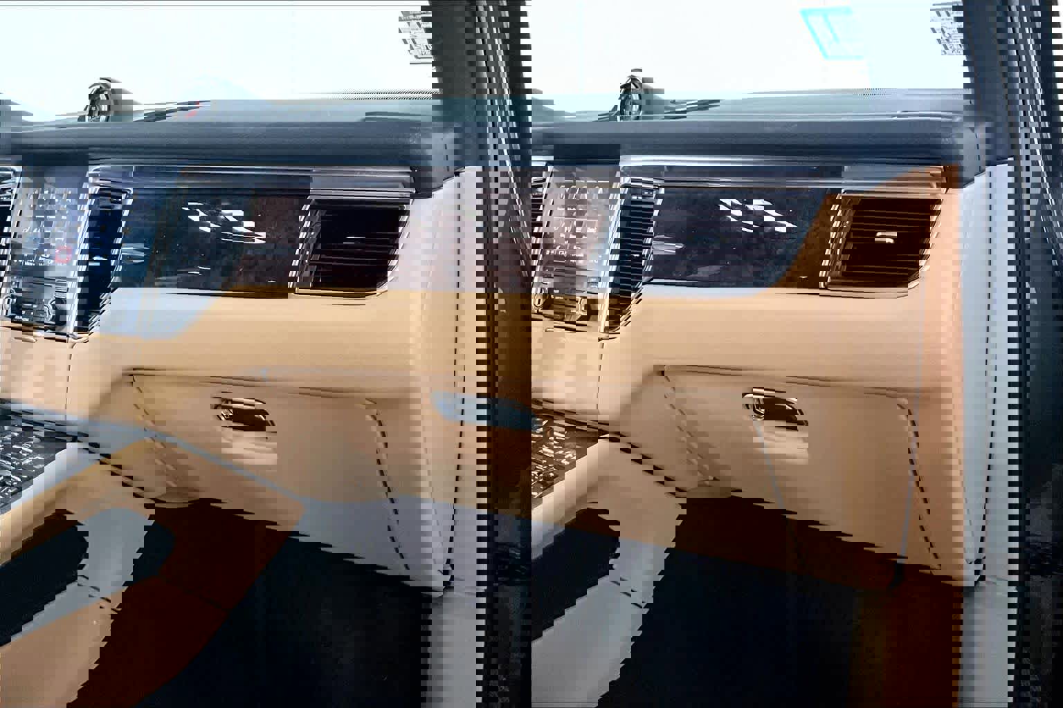 Used 2018 Porsche Macan S image 18