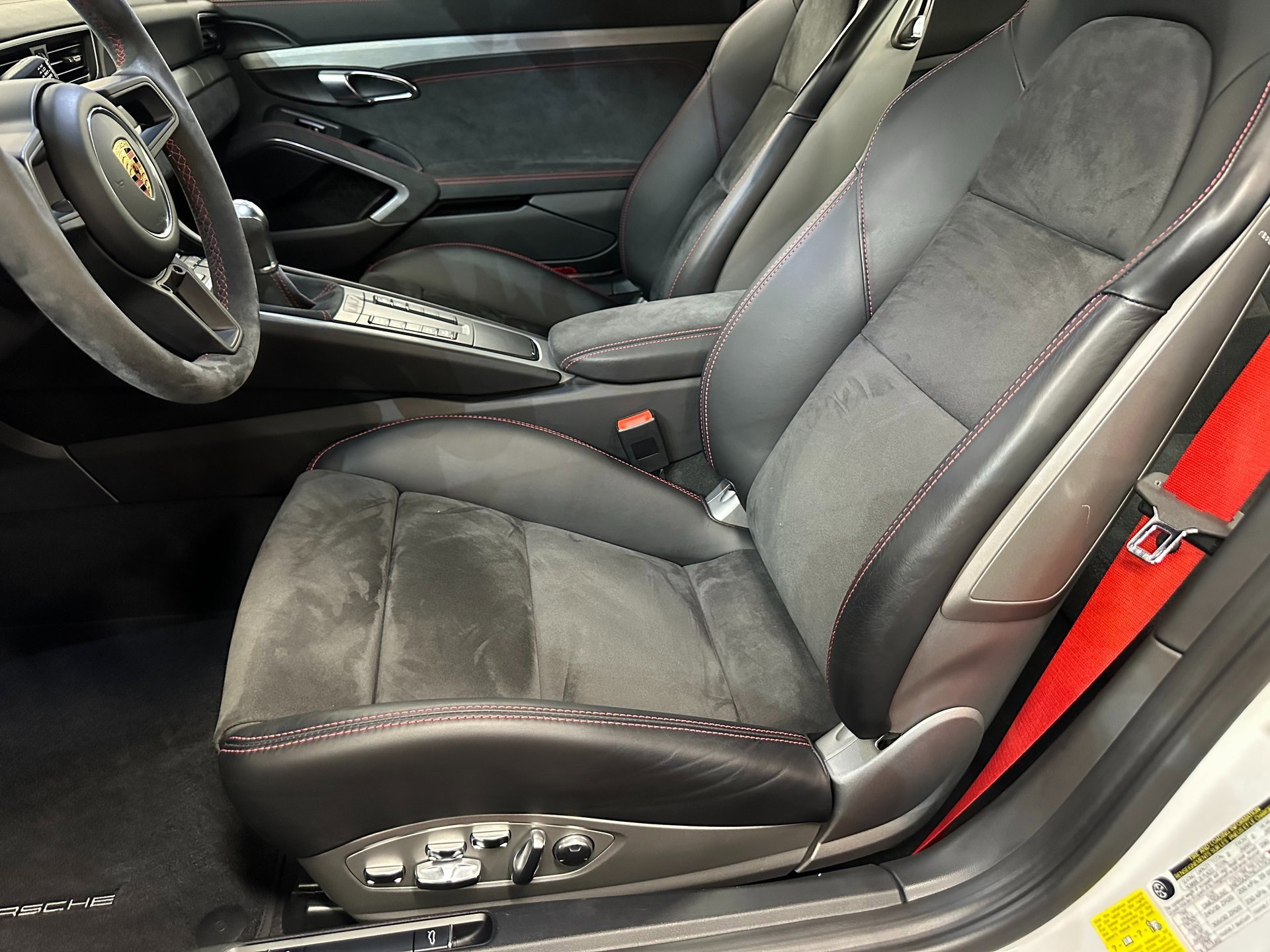 Used 2018 Porsche 911 GT3 image 64