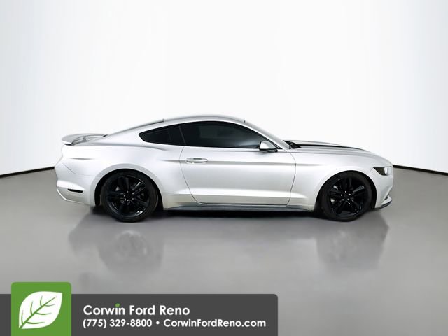 Used 2017 Ford Mustang Coupe image 8