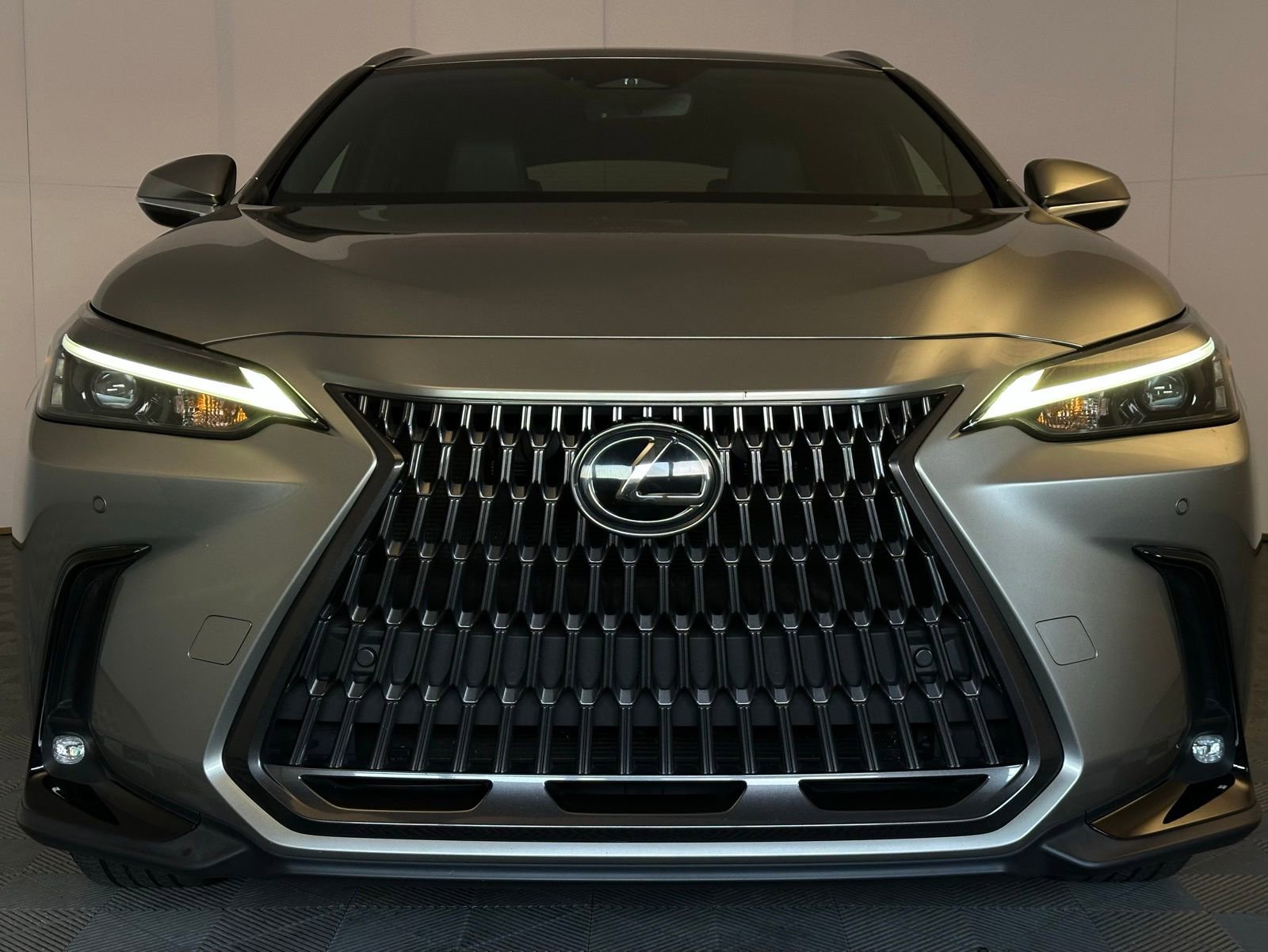 Used 2024 Lexus NX 250 FWD w/ Premium Package image 23