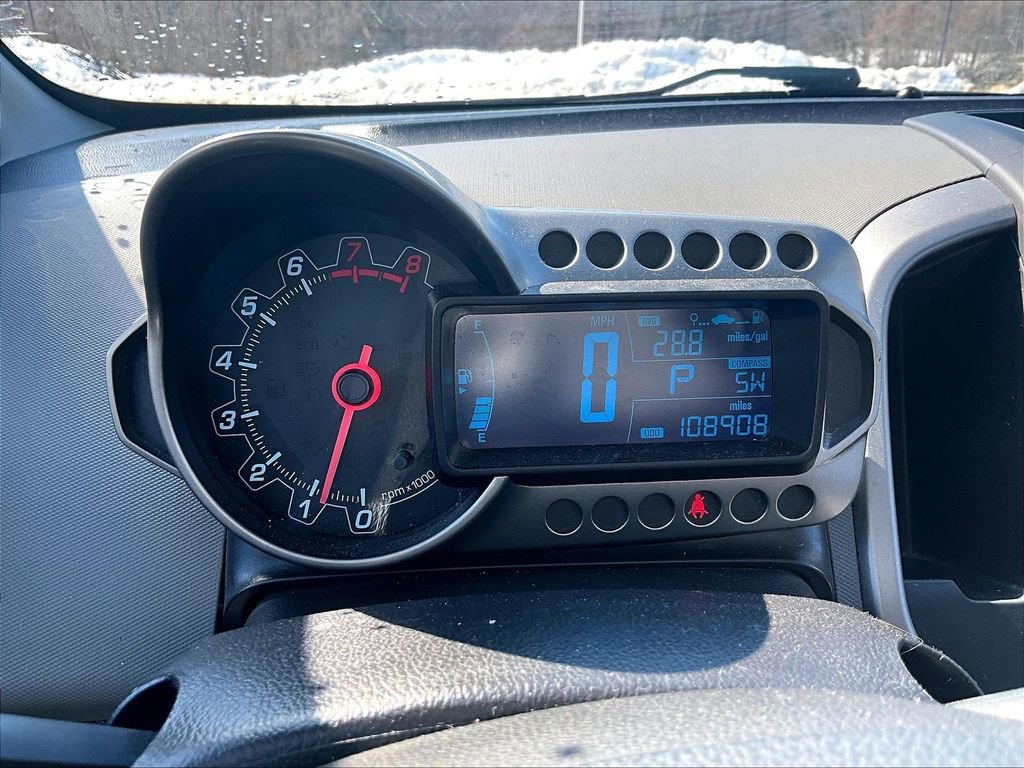 Used 2015 Chevrolet Sonic LS image 17