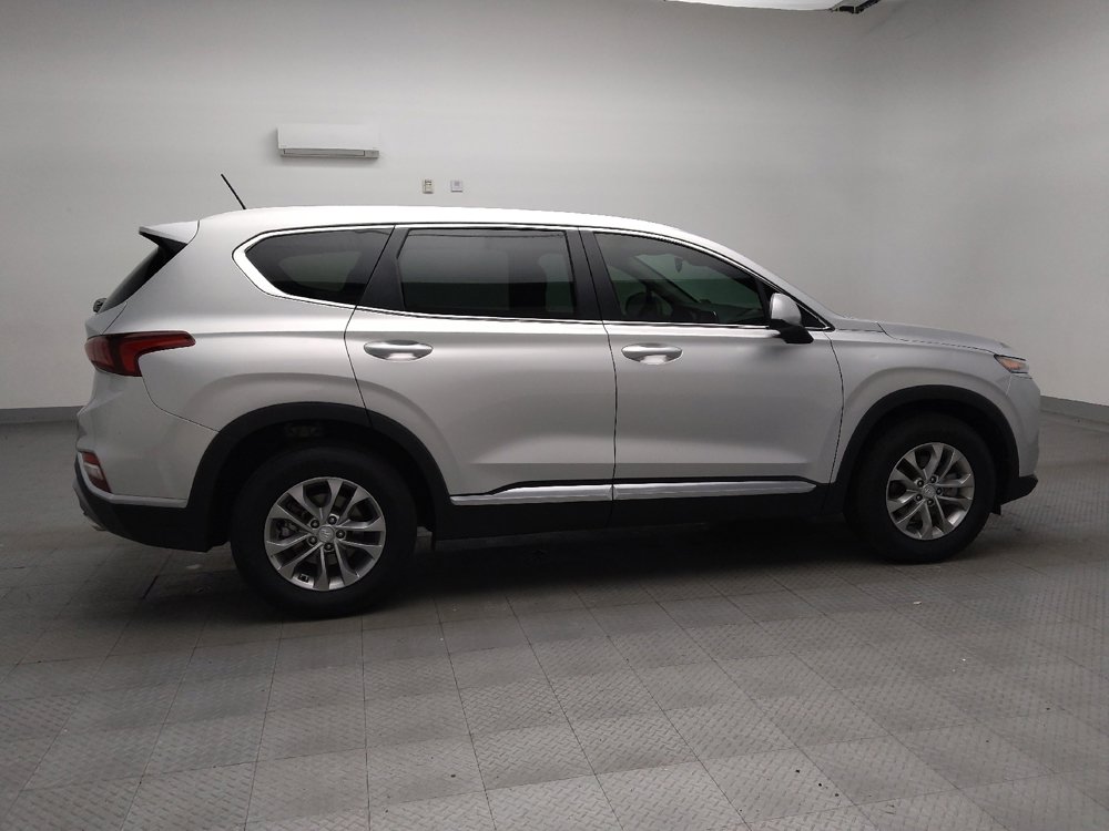Used 2019 Hyundai Santa Fe SE image 10