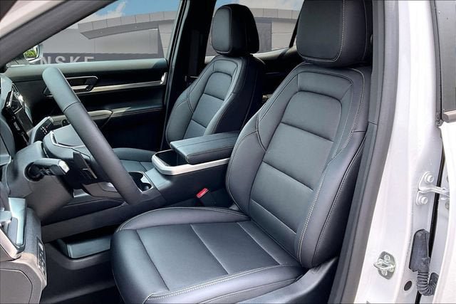 New 2026 GMC Terrain Elevation w/ Elevation Premium Package AWD/4WD image 10