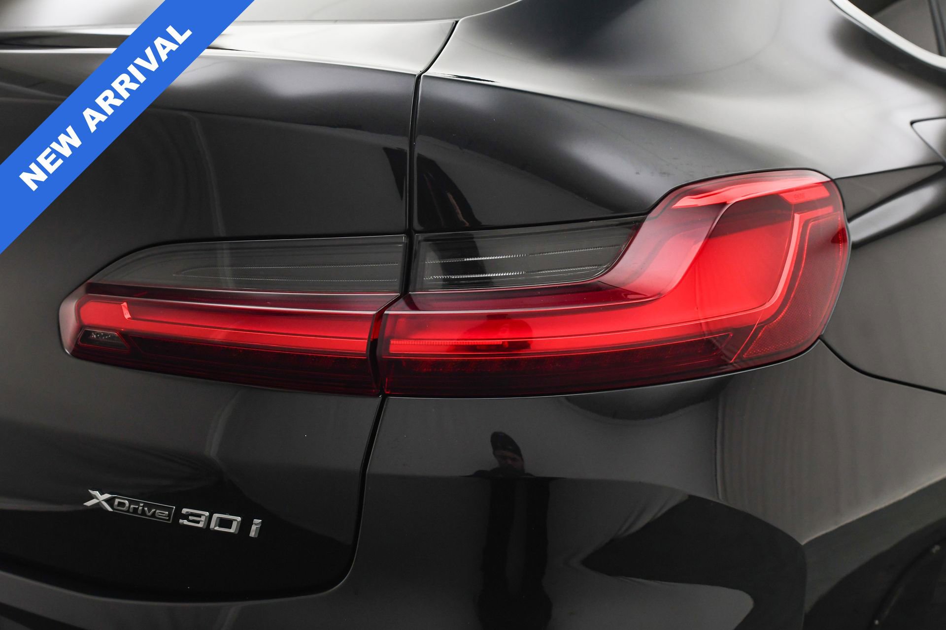 Used 2023 BMW X4 xDrive30i w/ Convenience Package image 25